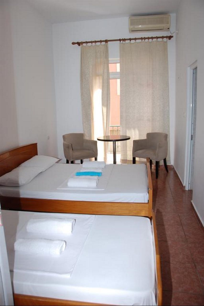 Casa Mia Hotel Sarandë Eksteriør bilde